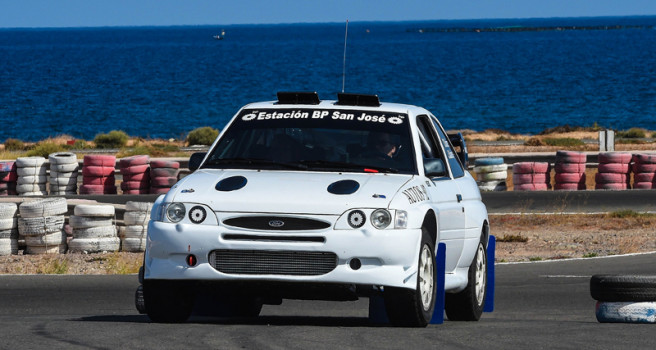 Tato Suárez echa a rodar el Ford Escort WRC