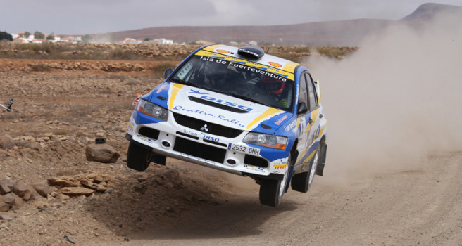 Rally de Tierra Isla de los Volcanes, relación de equipos Rally de Tierra Isla de los Volcanes, relación de equipos