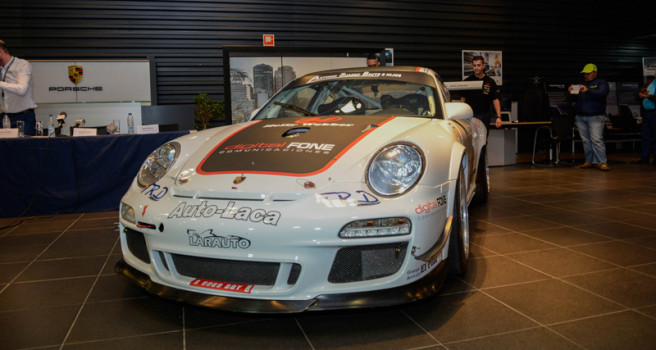 Digital Fone-Porsche presenta sus equipos para el Adeje