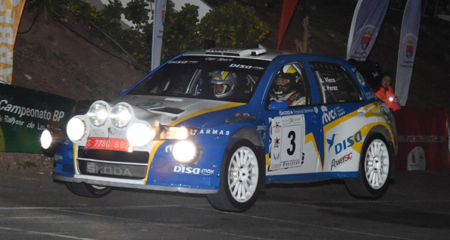 Viera y Pérez lideran el Rally de Lanzarote al ganar el tramo espectáculo