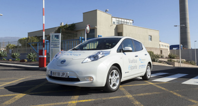 El Nissan LEAF 100% eléctrico, coche idóneo para Canarias