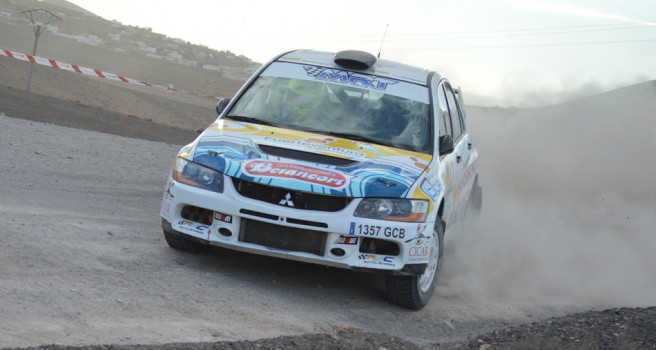 Borja Pérez y Jordi Díaz se imponen en el Rally de La Oliva Borja Pérez y Jordi Díaz se imponen en el Rally de La Oliva