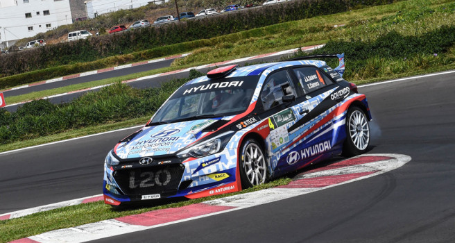 Cohete Suárez gana por la mínima a Iván Ares en Adeje Cohete Suárez gana por la mínima a Iván Ares en Adeje