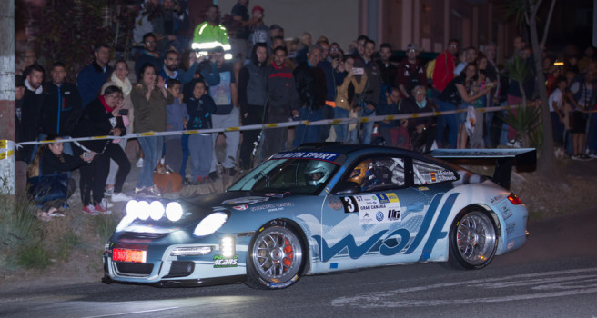 Falcón y Rosario, primeros líderes del Rally Gran Canaria Falcón y Rosario, primeros líderes del Rally Gran Canaria