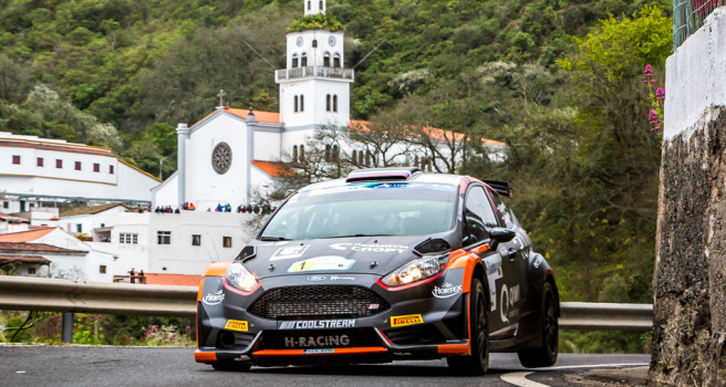 43º Rally Islas Canarias con 16 tramos cronometrados 43º Rally Islas Canarias con 16 tramos cronometrados