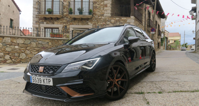 León Cupra R ST, último Cupra de SEAT. Tracción total y 300 CV León Cupra R ST, último Cupra de SEAT. Tracción total y 300 CV