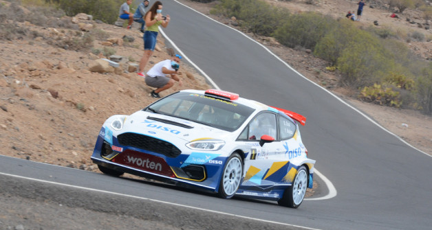Enrique Cruz y Yeray Mujica (Ford R5), imparables en el Rallysprint Atogo Enrique Cruz y Yeray Mujica (Ford R5), imparables en el Rallysprint Atogo