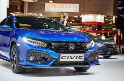 79112_THE_NEXT_STEP_IN_HONDA_S_RESURGENCE_CIVIC_HATCHBACK_AND_TYPE_R_PROTOTYPE